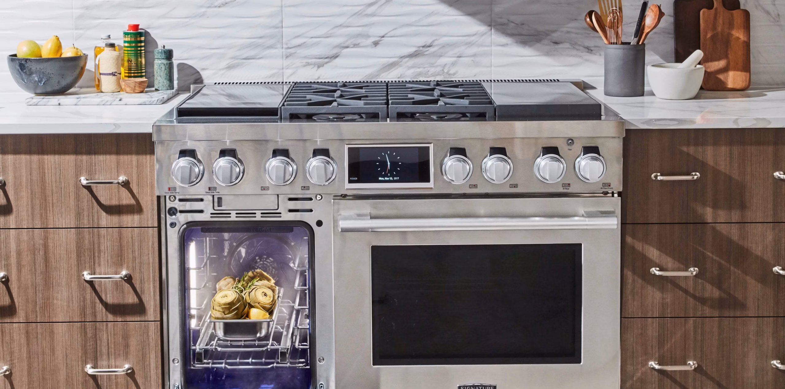 Rénovation de cuisine : comment le vinyle autocollant peut vous faire économiser jusqu&rsquo;à 2000 € sur le carrelage